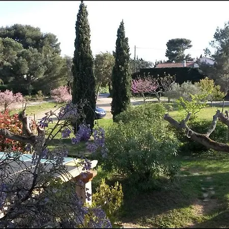 Au Jardin De La Ferme - Vigne Vierge 度假居 *